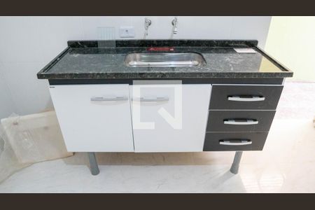 Cozinha de casa para alugar com 1 quarto, 41m² em Penha de França, São Paulo