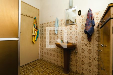 Casa à venda com 250m², 4 quartos e 2 vagasBanheiro