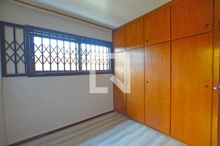 Casa à venda com 358m², 4 quartos e 4 vagasSuíte 3 - Closet