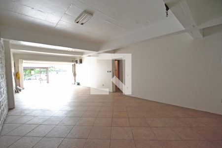Casa à venda com 358m², 4 quartos e 4 vagasGaragem
