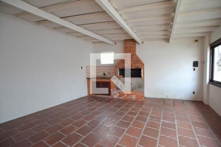 Casa à venda com 358m², 4 quartos e 4 vagasEspaço Gourmet / Serviço