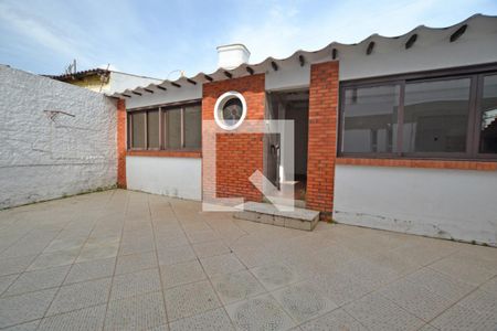 Casa à venda com 358m², 4 quartos e 4 vagasPátio