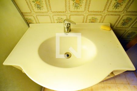 Casa à venda com 358m², 4 quartos e 4 vagasBanheiro da Suíte 2