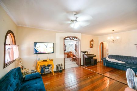 Sala de casa à venda com 3 quartos, 800m² em Vila Euthalia, São Paulo