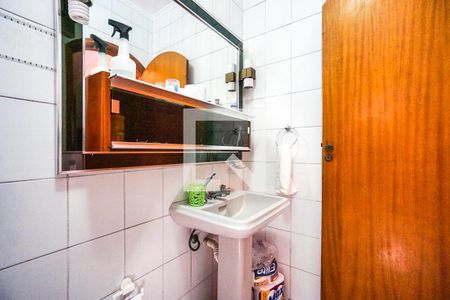 Casa à venda com 800m², 3 quartos e 6 vagas Casa à venda com 800m², 3 quartos e 6 vagasBanheiro da suíte 01