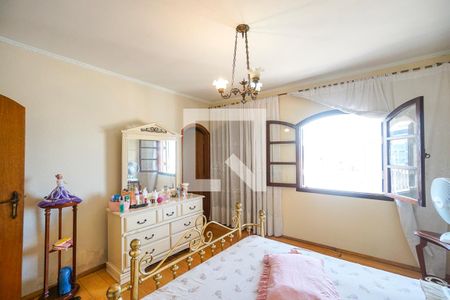 Casa à venda com 800m², 3 quartos e 6 vagas Casa à venda com 800m², 3 quartos e 6 vagasSuíte 02