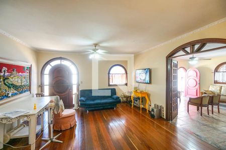 Sala de casa à venda com 3 quartos, 800m² em Vila Euthalia, São Paulo