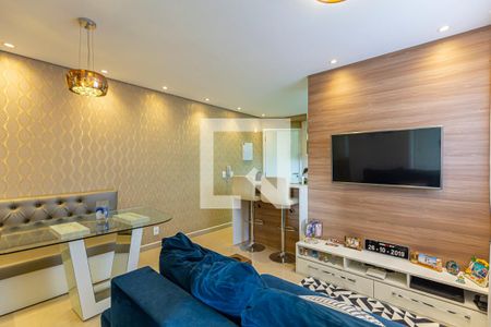 Sala de apartamento à venda com 2 quartos, 43m² em Vila Mazzei, Santo André