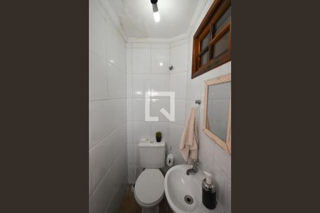 Casa à venda com 103m², 3 quartos e 2 vagasLavabo