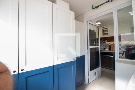 Apartamento para alugar com 102m², 3 quartos e 2 vagas Apartamento para alugar com 102m², 3 quartos e 2 vagasÁrea de Serviço