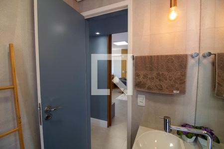 Banheiro de apartamento para alugar com 3 quartos, 102m² em Campo Belo, São Paulo