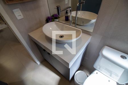 Banheiro de apartamento para alugar com 3 quartos, 102m² em Campo Belo, São Paulo