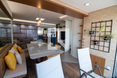 Apartamento para alugar com 102m², 3 quartos e 2 vagas Apartamento para alugar com 102m², 3 quartos e 2 vagasSala de Jantar