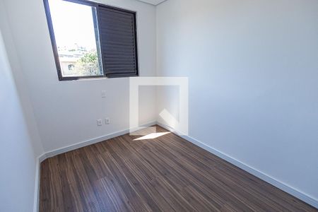 Quarto 2 de apartamento à venda com 3 quartos, 203m² em Itapoã, Belo Horizonte