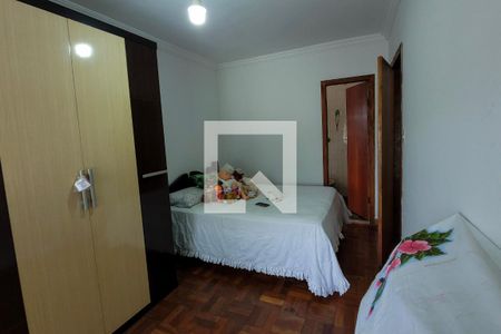 Casa à venda com 110m², 2 quartos e 10 vagasSuite