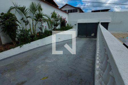 Casa à venda com 110m², 2 quartos e 10 vagasGaragem