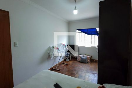 Casa à venda com 110m², 2 quartos e 10 vagasSuite