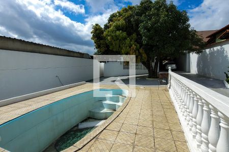 Casa à venda com 110m², 2 quartos e 10 vagasPiscina