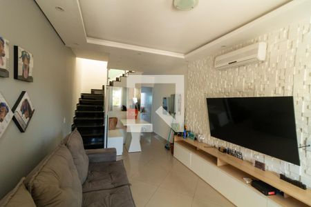 Sala de casa à venda com 3 quartos, 167m² em Vila Ré, São Paulo