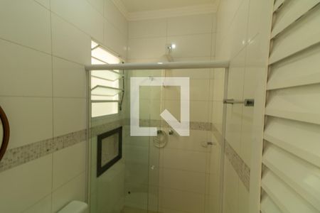 Casa à venda com 167m², 3 quartos e 5 vagas Casa à venda com 167m², 3 quartos e 5 vagasBanheiro