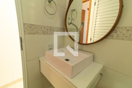 Casa à venda com 167m², 3 quartos e 5 vagas Casa à venda com 167m², 3 quartos e 5 vagasBanheiro