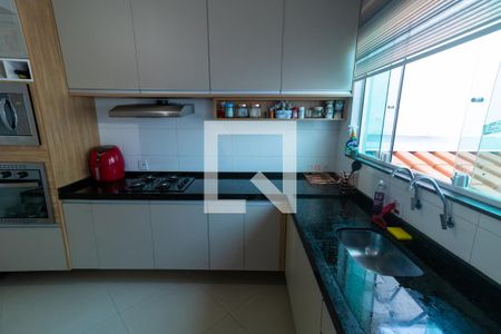 Casa à venda com 167m², 3 quartos e 5 vagas Casa à venda com 167m², 3 quartos e 5 vagasCozinha