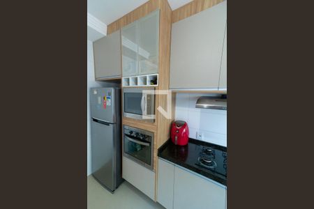 Casa à venda com 167m², 3 quartos e 5 vagas Casa à venda com 167m², 3 quartos e 5 vagasCozinha