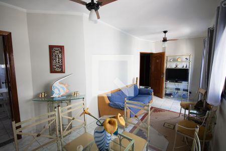 Sala de apartamento para alugar com 2 quartos, 85m² em Vila Tupi, Praia Grande
