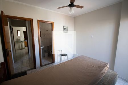 Suíte 1 de apartamento para alugar com 2 quartos, 85m² em Vila Tupi, Praia Grande