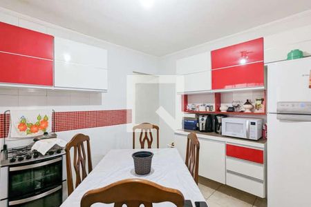 Casa à venda com 161m², 2 quartos e 2 vagas Casa à venda com 161m², 2 quartos e 2 vagasCozinha