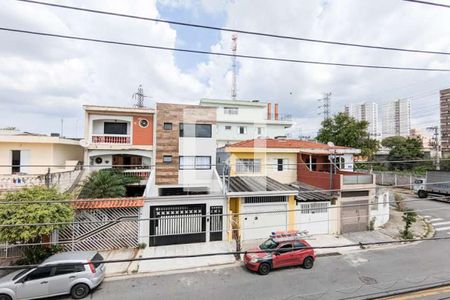 Casa à venda com 161m², 2 quartos e 2 vagas Casa à venda com 161m², 2 quartos e 2 vagasVista da varanda
