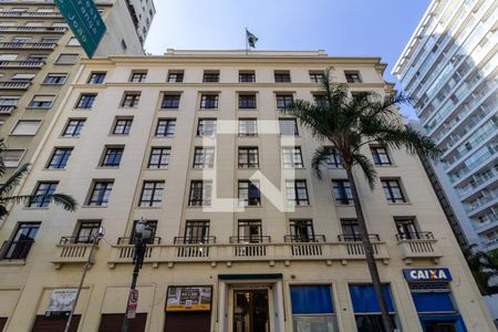 Studio para alugar com 22m², 1 quarto e sem vaga Studio para alugar com 22m², 1 quarto e sem vagaFachada