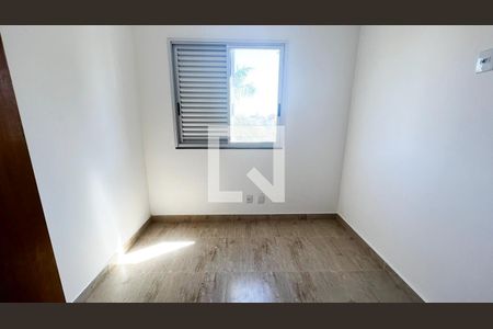 Apartamento à venda com 120m², 3 quartos e 2 vagasQuarto