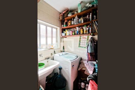 Casa à venda com 153m², 3 quartos e 2 vagasÁrea de Serviço