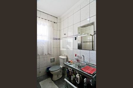 Casa à venda com 153m², 3 quartos e 2 vagasBanheiro