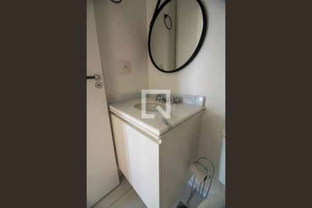 Banheiro de apartamento para alugar com 2 quartos, 45m² em Vila Andrade, São Paulo