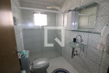 Banheiro de casa à venda com 3 quartos, 150m² em Vila Alzira, São Paulo