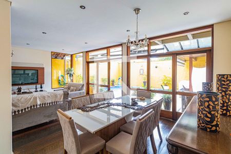 Sala de casa para alugar com 4 quartos, 350m² em Cidade São Francisco, São Paulo