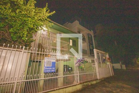 Casa à venda com 190m², 3 quartos e 4 vagasFachada