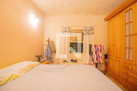 Casa à venda com 190m², 3 quartos e 4 vagasQuarto - casa 2