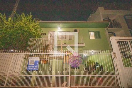 Casa à venda com 190m², 3 quartos e 4 vagasFachada