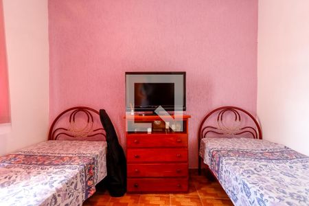 Casa à venda com 130m², 2 quartos e 2 vagas Casa à venda com 130m², 2 quartos e 2 vagasQuarto 2