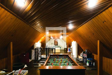 Casa à venda com 280m², 5 quartos e 6 vagasSala de Jogos