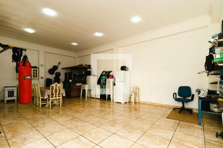 Casa à venda com 280m², 5 quartos e 6 vagasÁrea gourmet