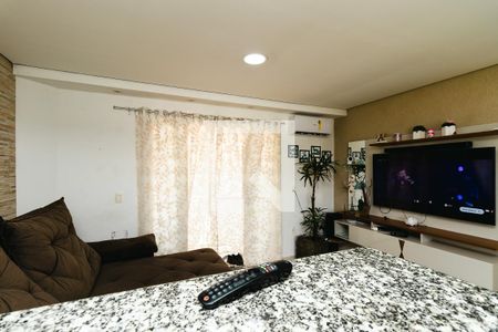 Casa à venda com 280m², 5 quartos e 6 vagasSala