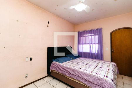 Casa à venda com 280m², 5 quartos e 6 vagasQuarto 1