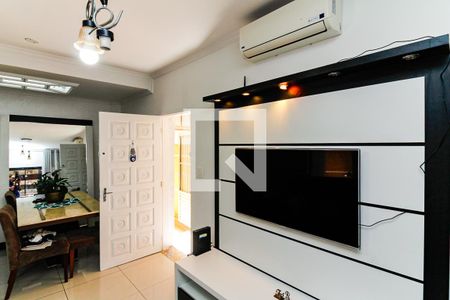 Sala de Estar de casa à venda com 2 quartos, 250m² em Imirim, São Paulo