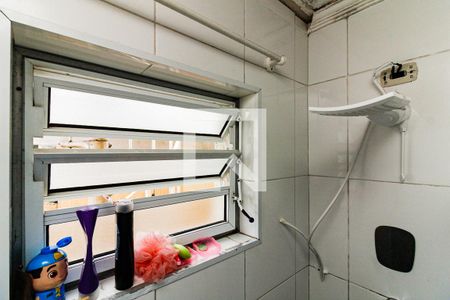 Casa à venda com 250m², 2 quartos e 3 vagasBanheiro da Suíte 2