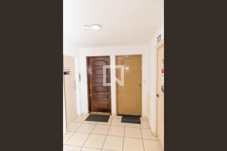 Apartamento à venda com 80m², 3 quartos e 1 vaga Apartamento à venda com 80m², 3 quartos e 1 vagaHall de entrada