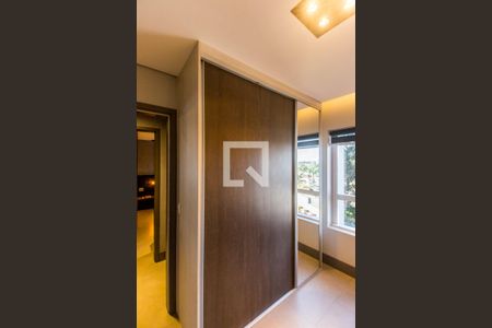 Apartamento à venda com 71m², 2 quartos e 1 vagaQuarto 2